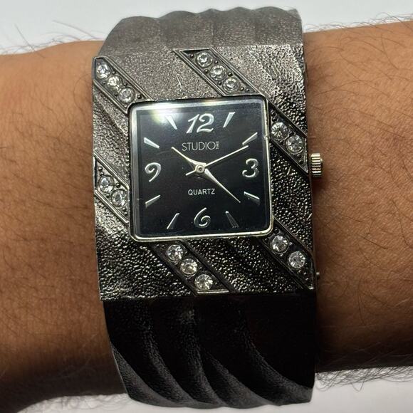 Black Studio Time Watch - Picture 2 of 3